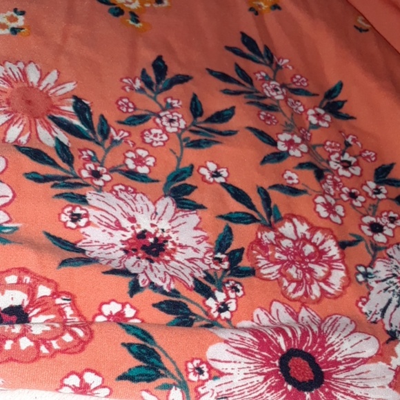 Flower Coded Dress for Summer. - Picture 2 of 5